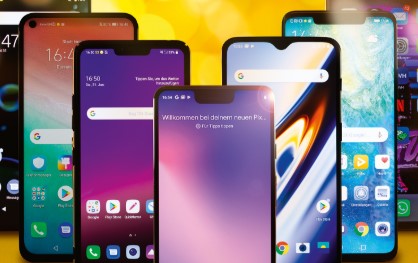 smartphone in spiaggia